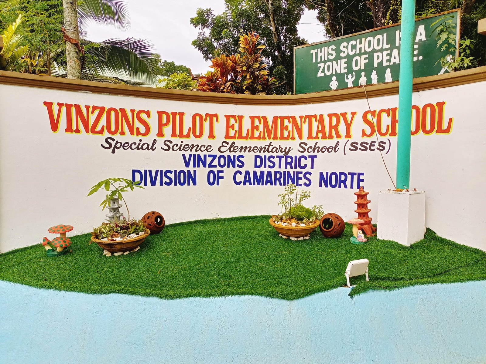 Vinzons Pilot Elementary School Campus